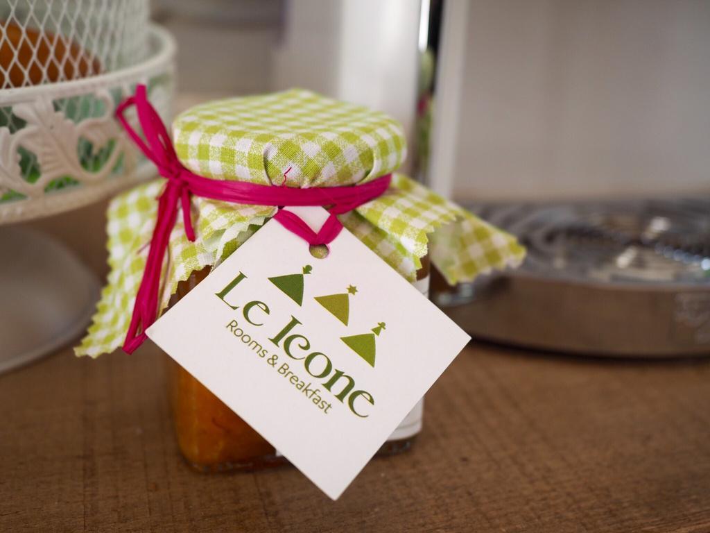 Relais Trulli Le Icone Bed and Breakfast Ostuni Buitenkant foto